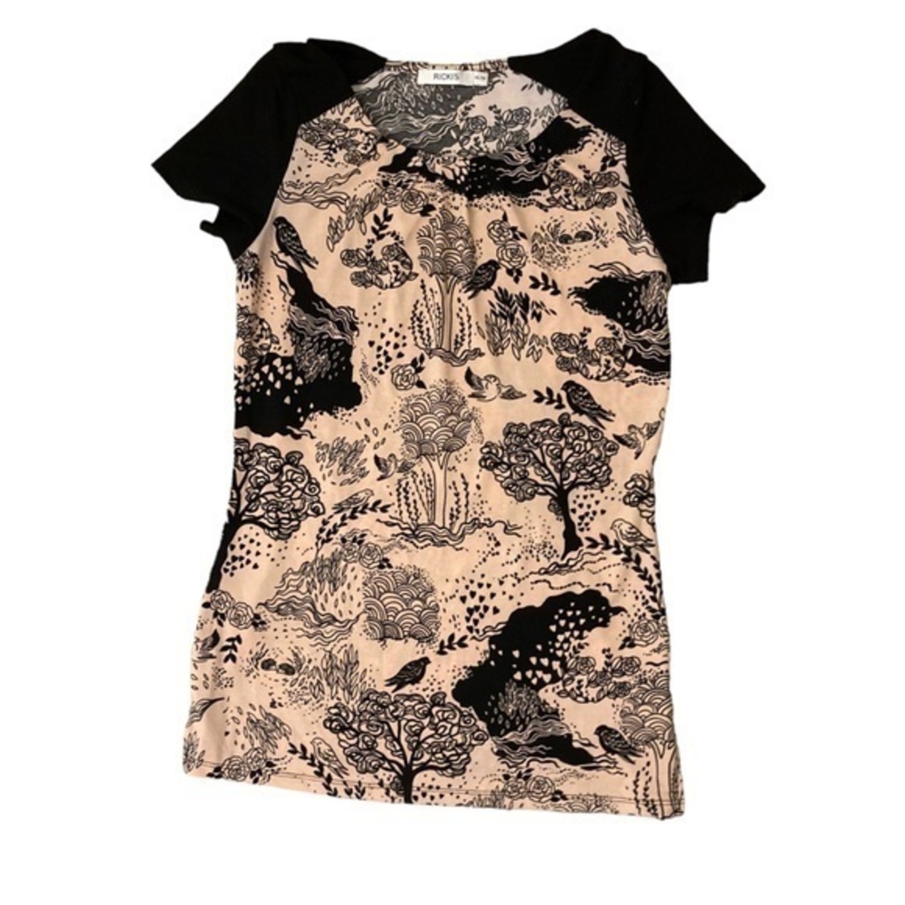 Ricki’s pink black short sleeve top